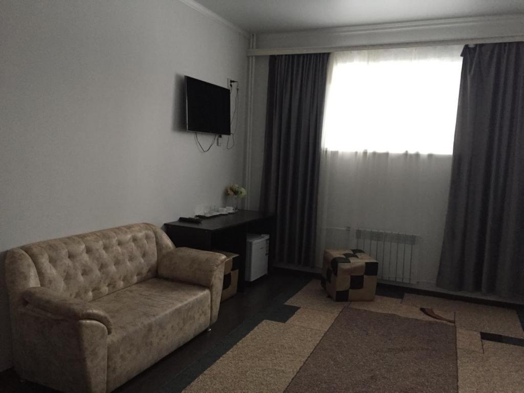 Altyn Orda Hotel เปโตรปาฟลอฟส์ค ภายนอก รูปภาพ