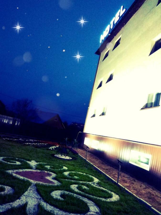 Altyn Orda Hotel เปโตรปาฟลอฟส์ค ภายนอก รูปภาพ